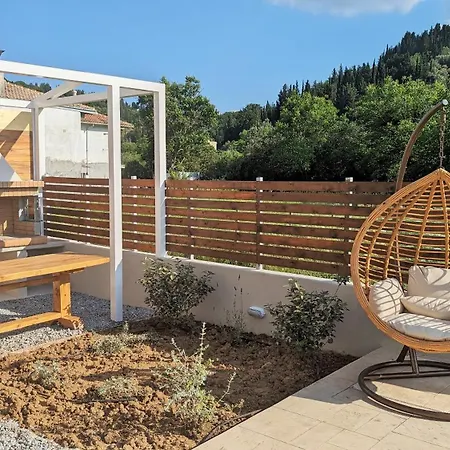 Traditional House Holiday home Lazarata